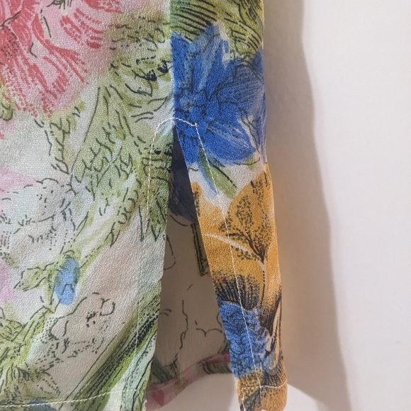 Floral silk shirt - Picture 7 of 8